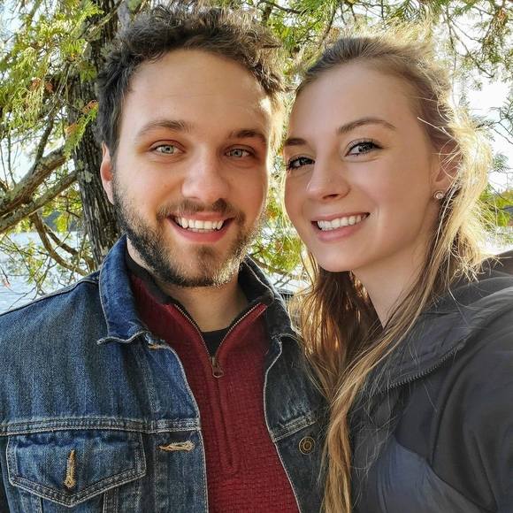 Meet your Posher, Taylor - Picture 1 of 1